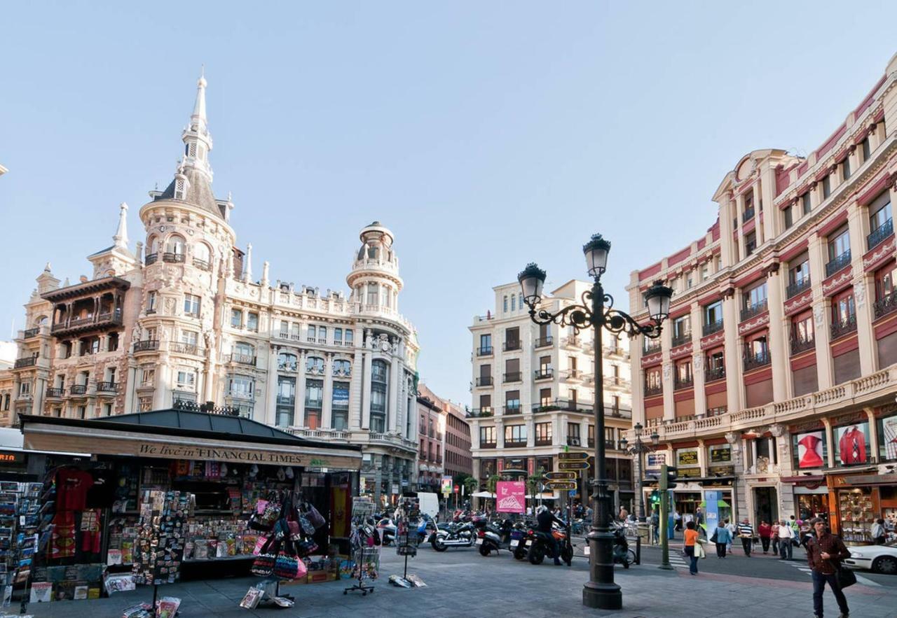 Ático en el Centro de Madrid - Calle Jardines Exterior foto